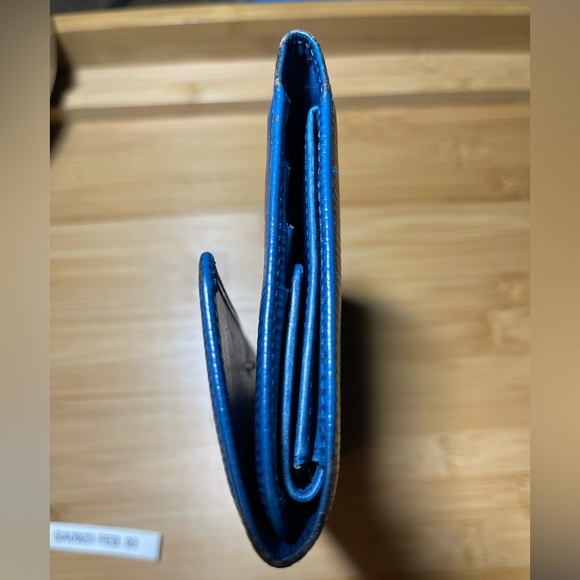Louis Vuitton Epi International wallet - Picture 12 of 16